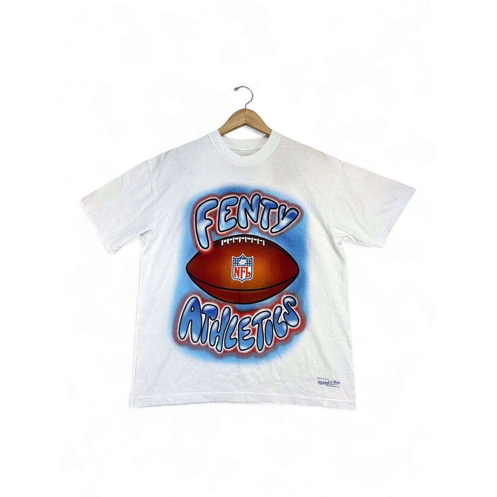 Mitchell & Ness FENTY Athletics NFL Airbrush Graphic Tee M